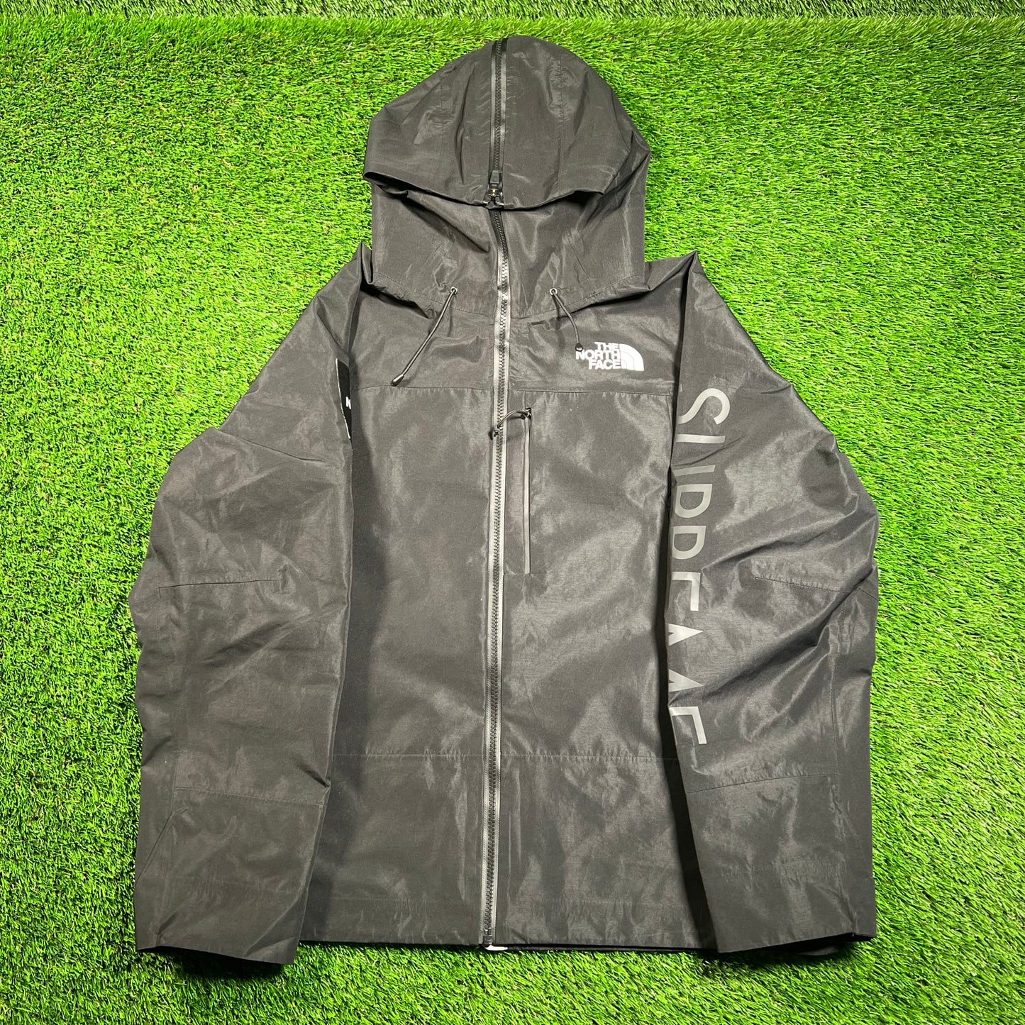 Supreme North Face Split Taped Seam Shell Black Jacket (2024) Size Small USED x16377