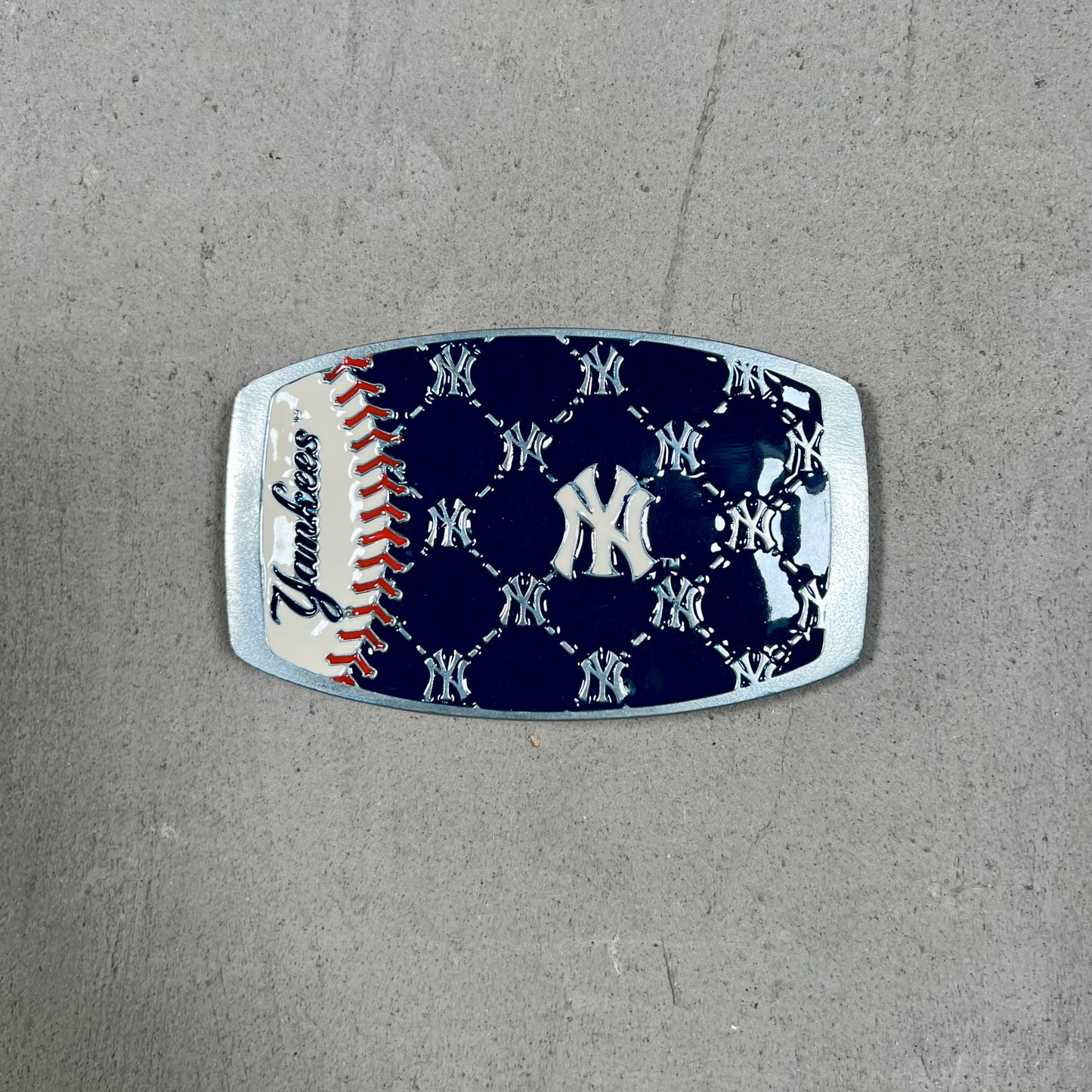 Y2K New York Yankees Logo Belt Buckle NEW v19362