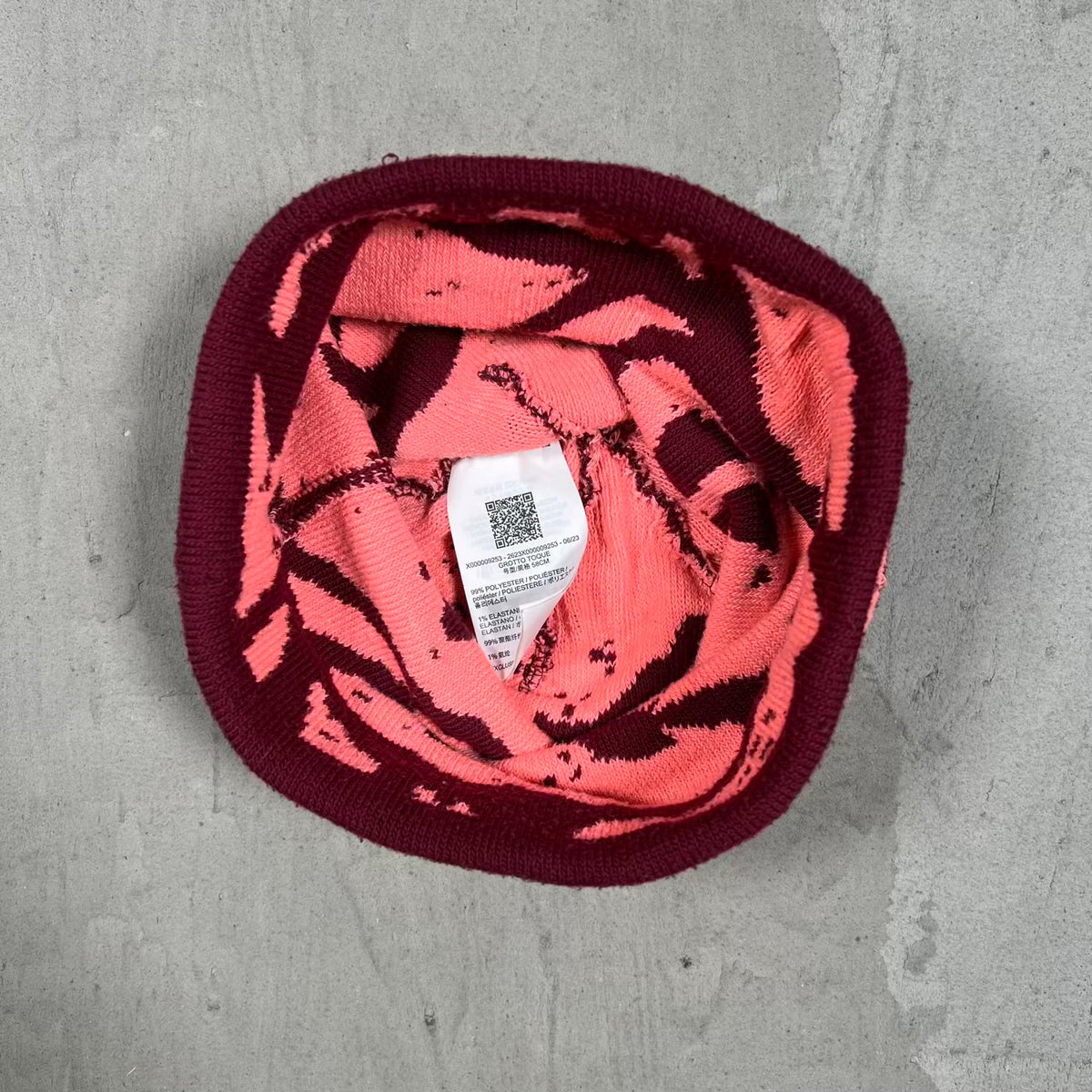 ArcTeryx Grotto Toque Mars Bliss Red Beanie USED x18246