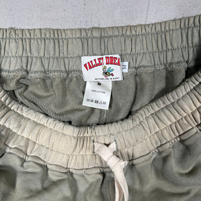 Vale Valley Dreams Olive Embroidered Sweatpants Size Medium USED x17305