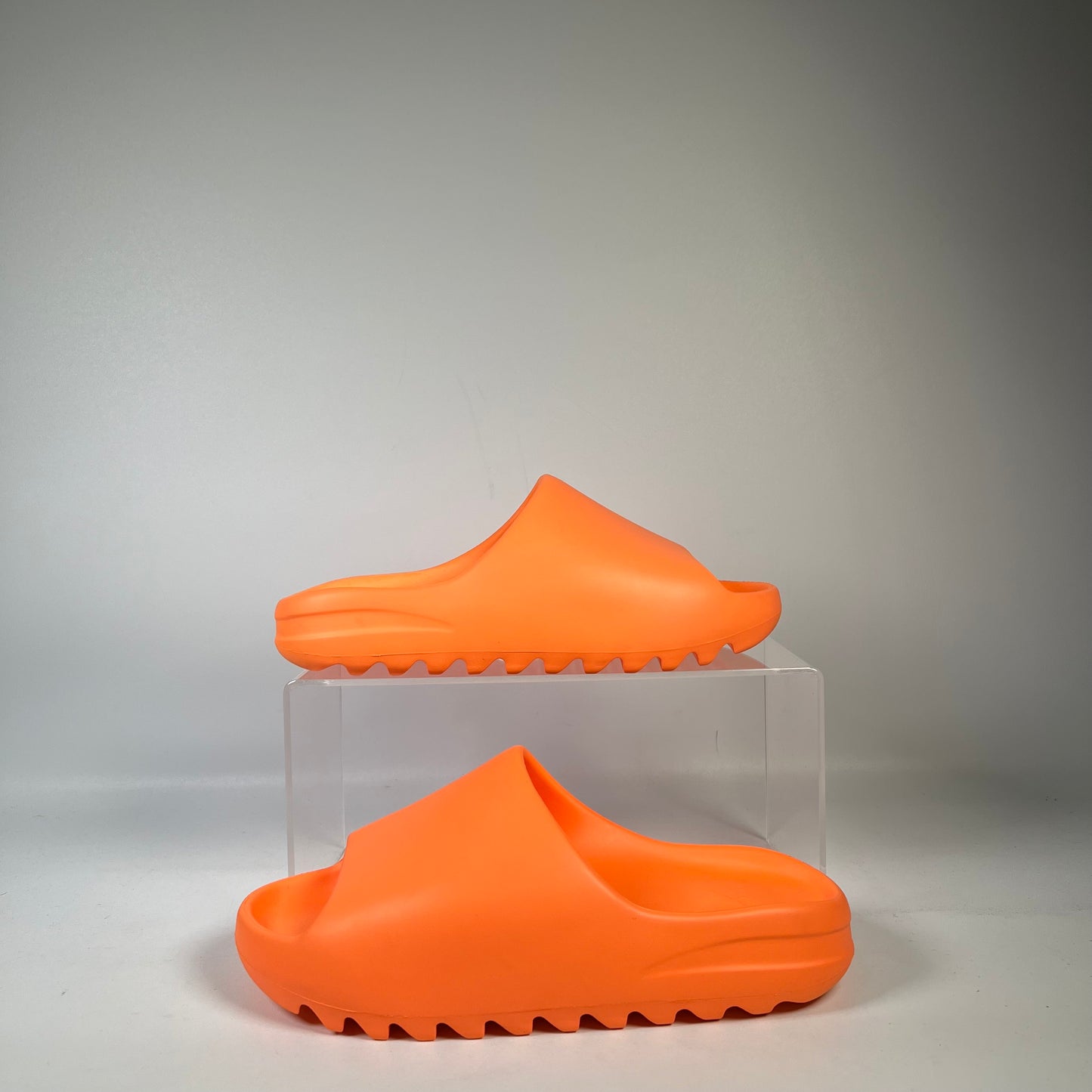 Yeezy Slide Enflame Orange (2021) Size 9 NEW s20657