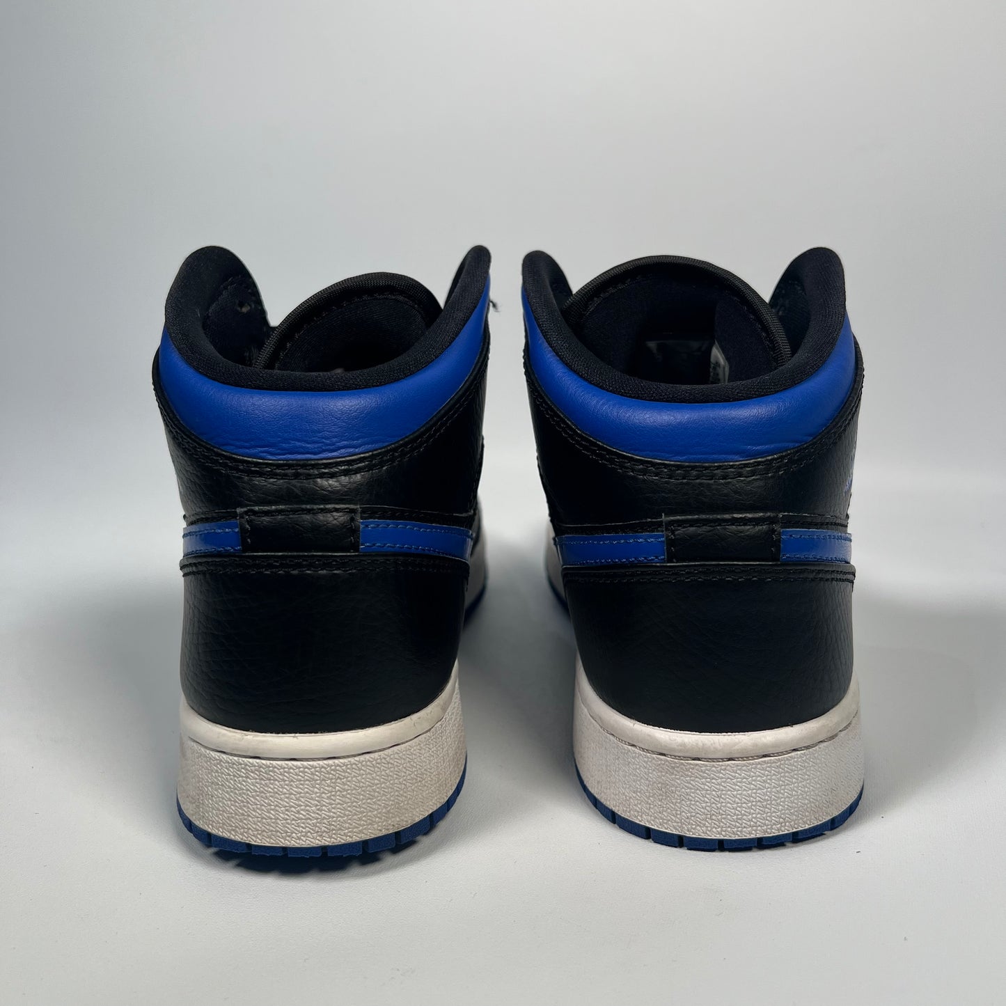 Jordan 1 Mid Royal (2020) Size 6y USED s17633
