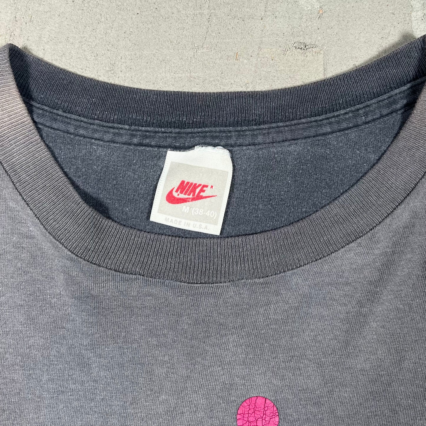 Nike Jordan Navy/Red Logo Spellout Size Medium USED