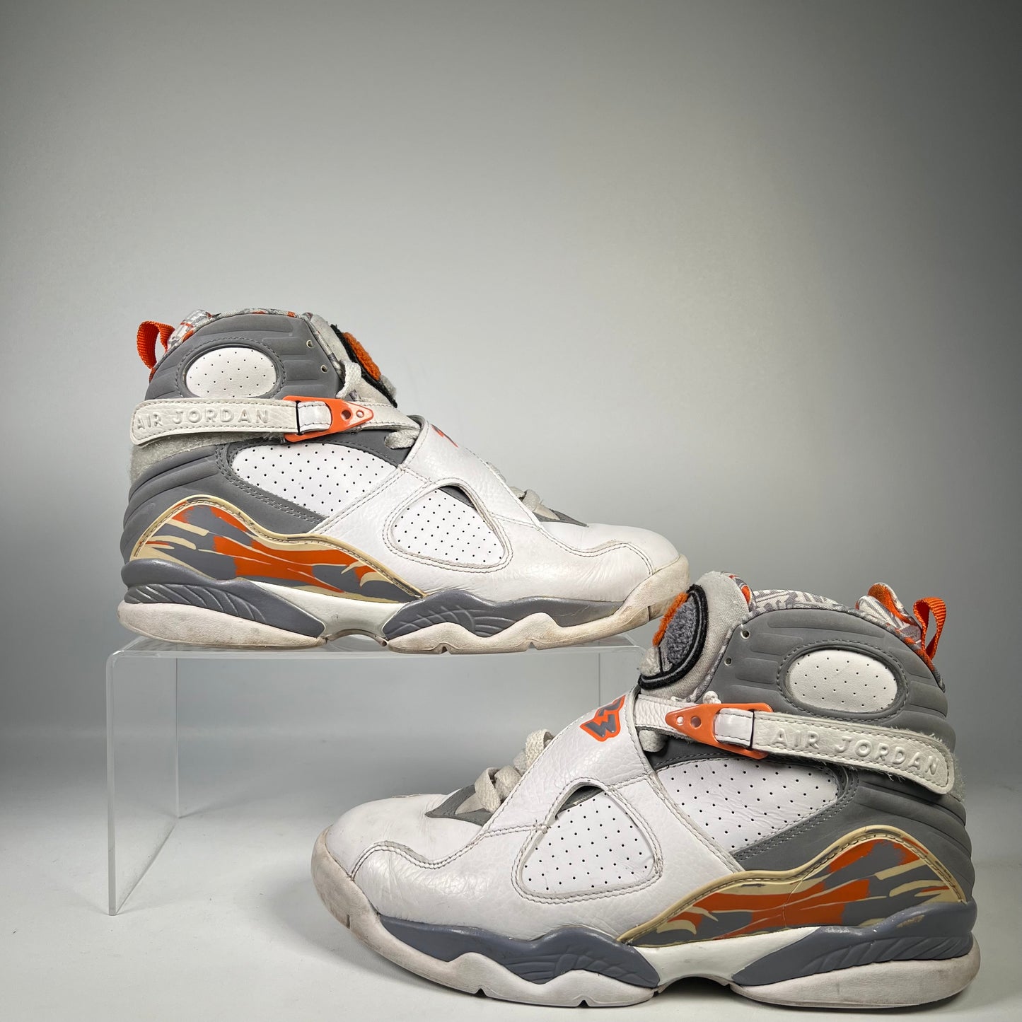 Jordan 8 Orange White (2007) Size 8.5 USED s16587
