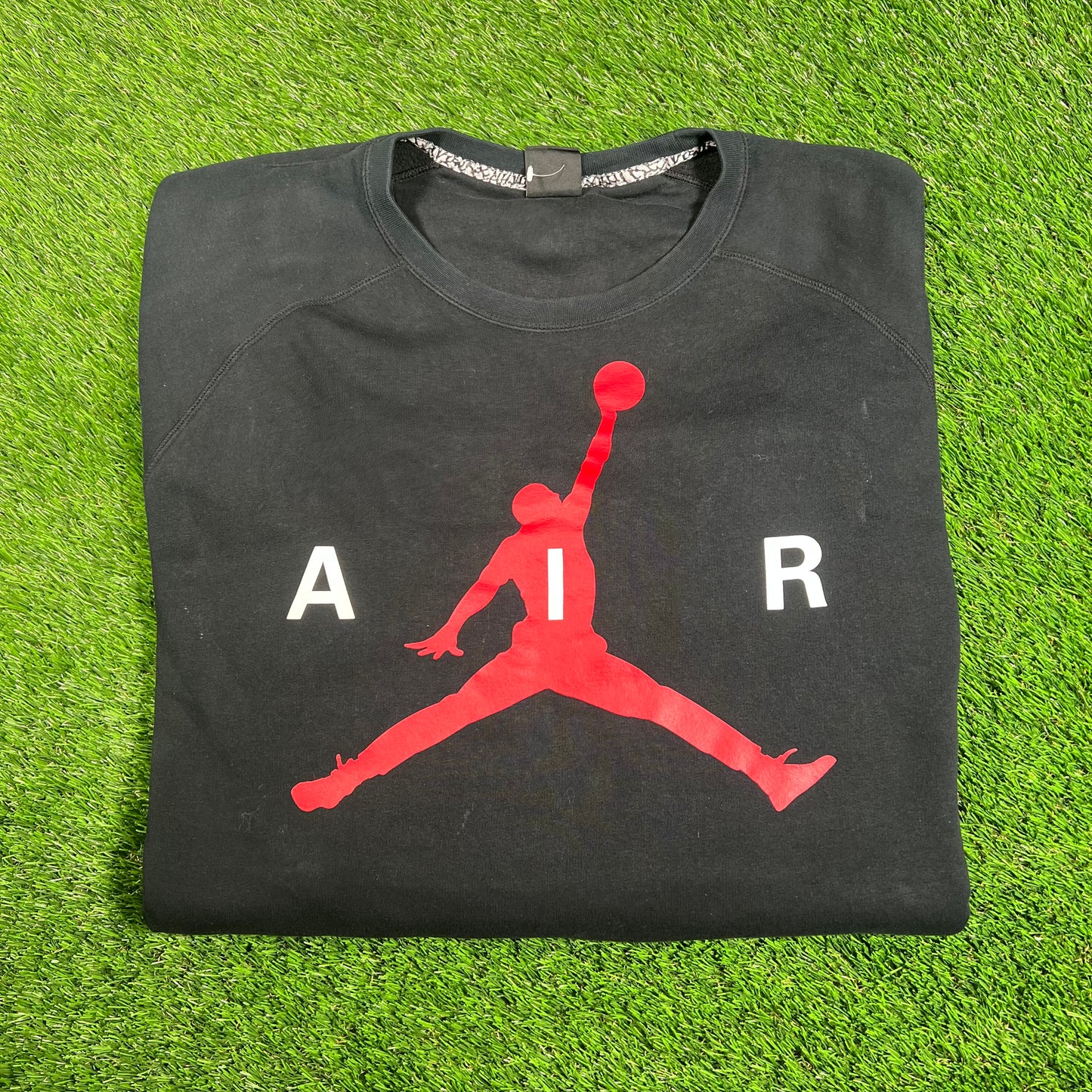 Air Jordan Black Logo Crewneck Size XXL USED V17922
