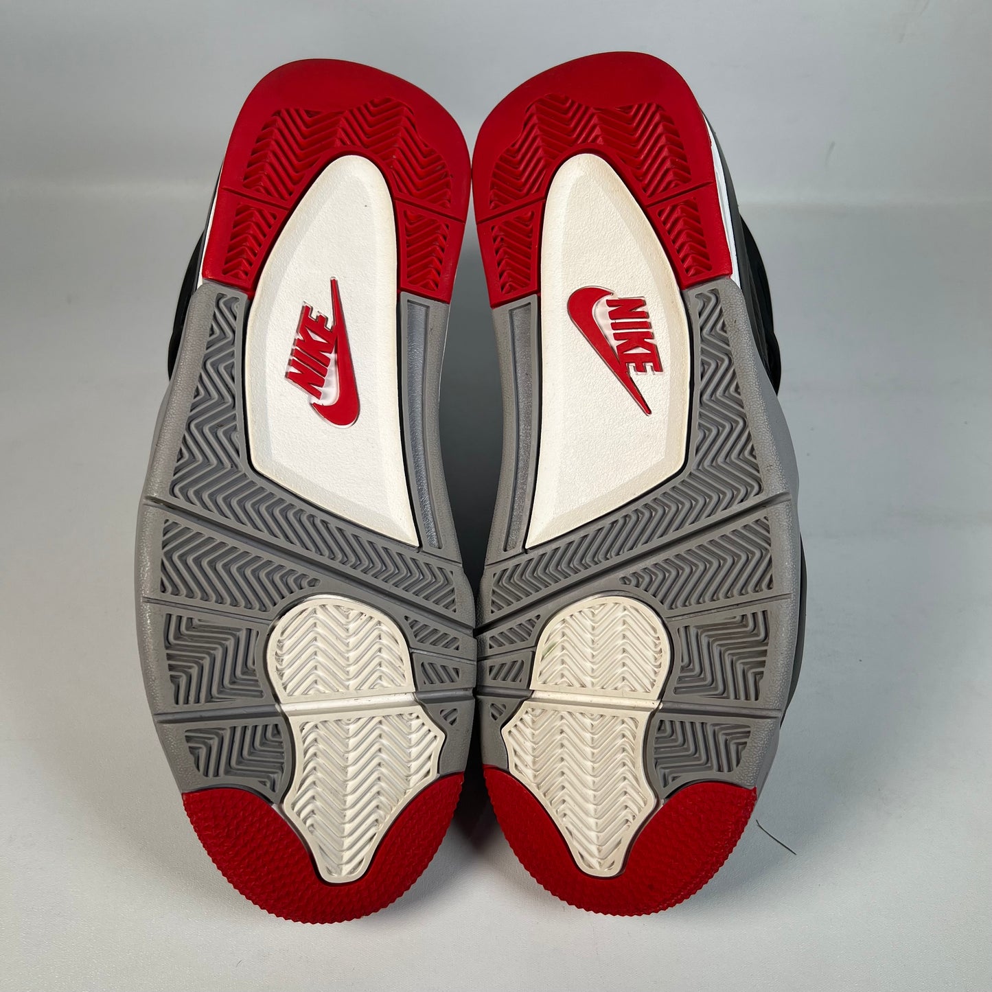 Jordan 4 Bred Reimagined (2024) Size 8.5 USED s22381