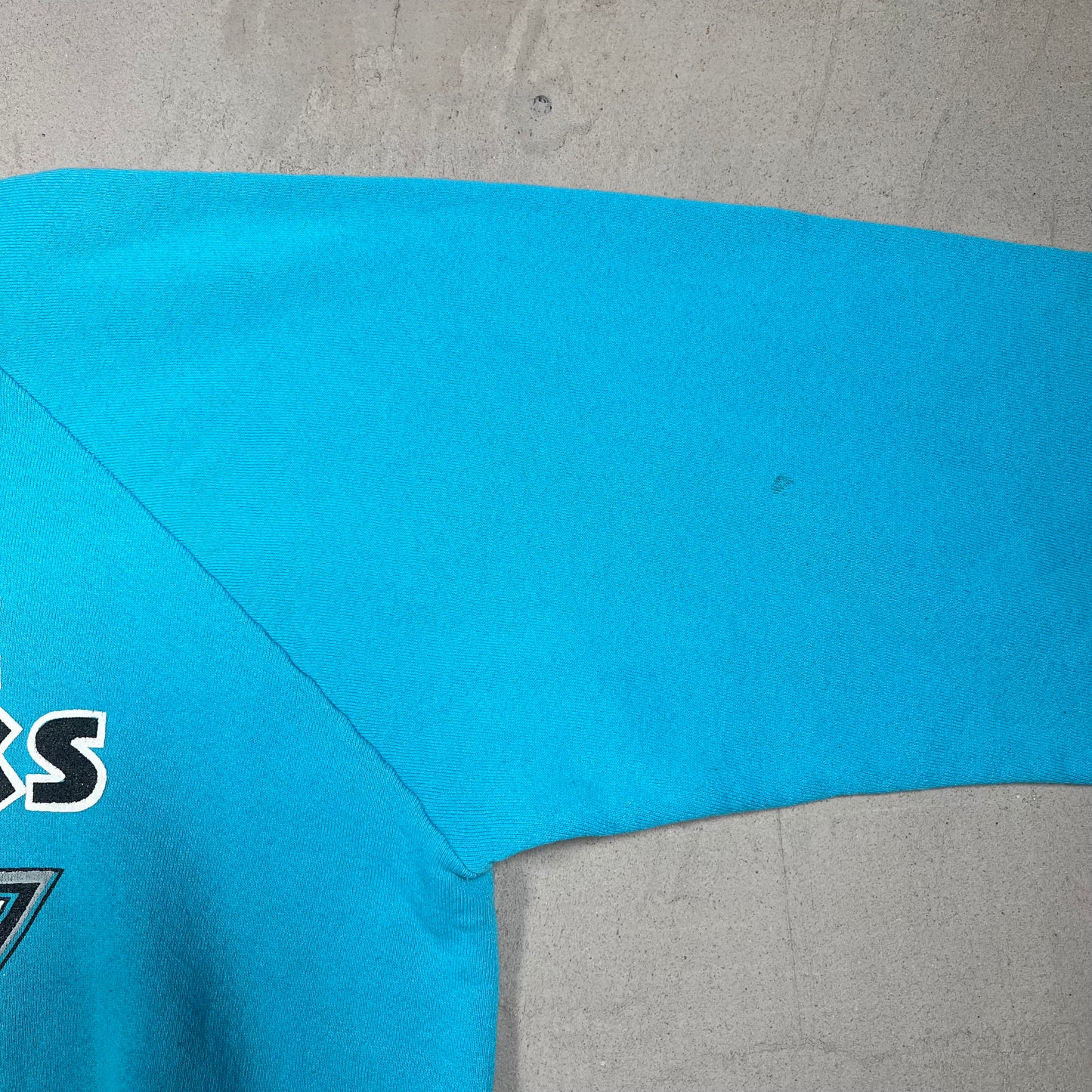 1990s San Jose Sharks Blue Crewneck Size Large USED v19124