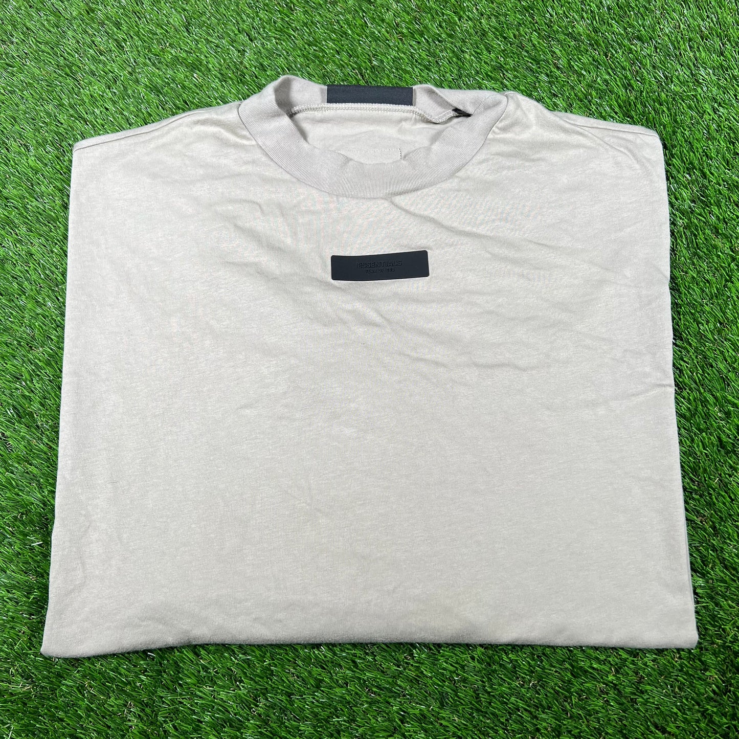 Fear of God FOG Essentials Stone Logsleeve Size XL USED x14717