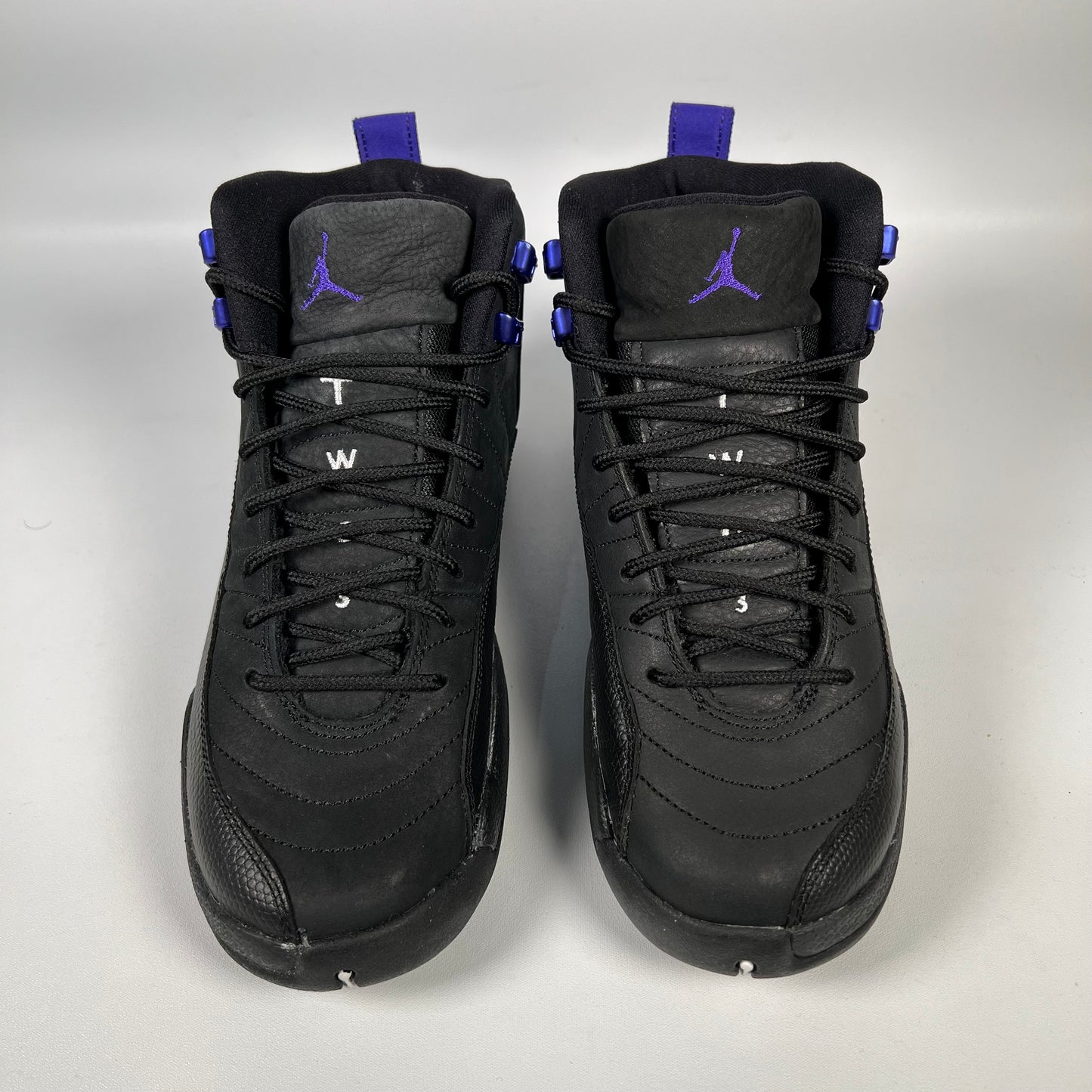 Jordan 12 Black Dark Concord (2020) Size 6Y USED s18956