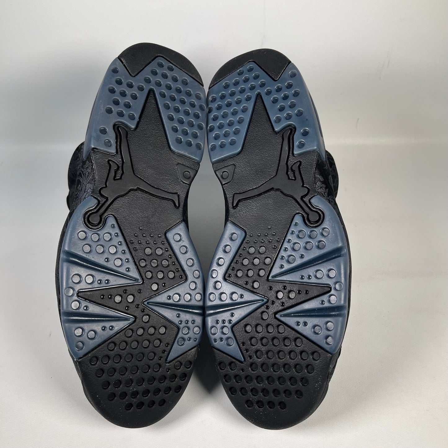 Jordan 6 SD Triple Black (2020) Size 10.5m / 12w NEW s20762