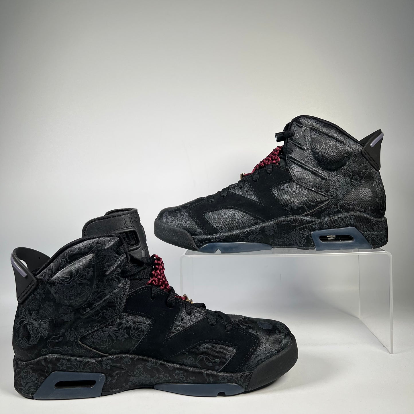 Jordan 6 SD Triple Black (2020) Size 10.5m / 12w NEW s20762