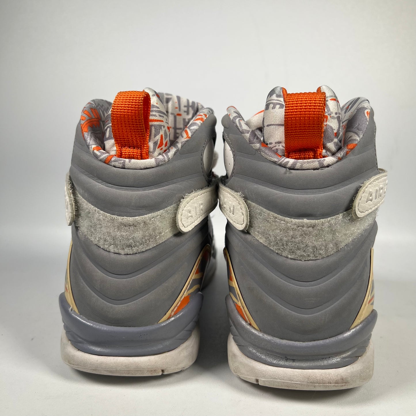 Jordan 8 Orange White (2007) Size 8.5 USED s16587