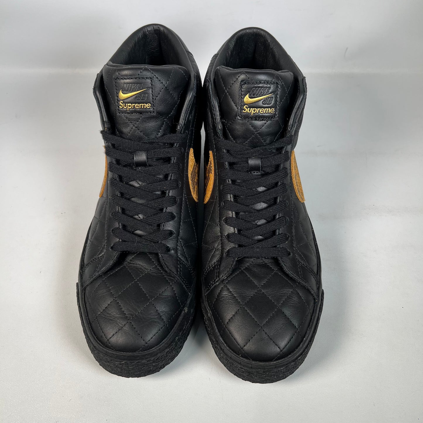 Nike SB Blazer Supreme Black (2022) Size 9 USED s22522