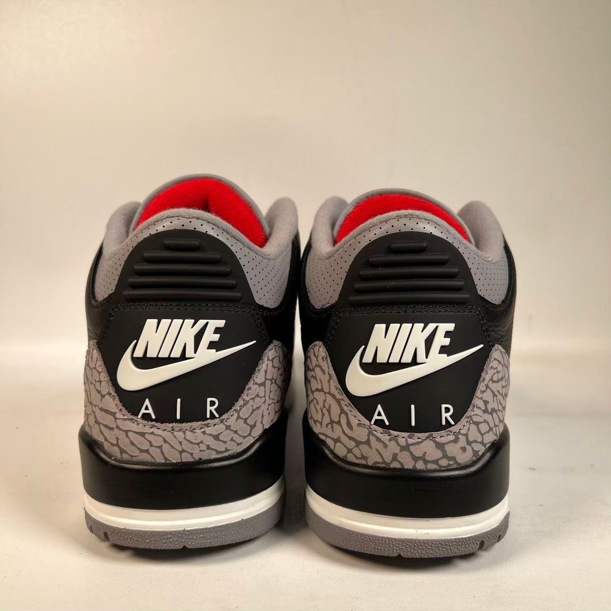 Jordan 3 Black Cement (2024) Size 8.5 USED s23618