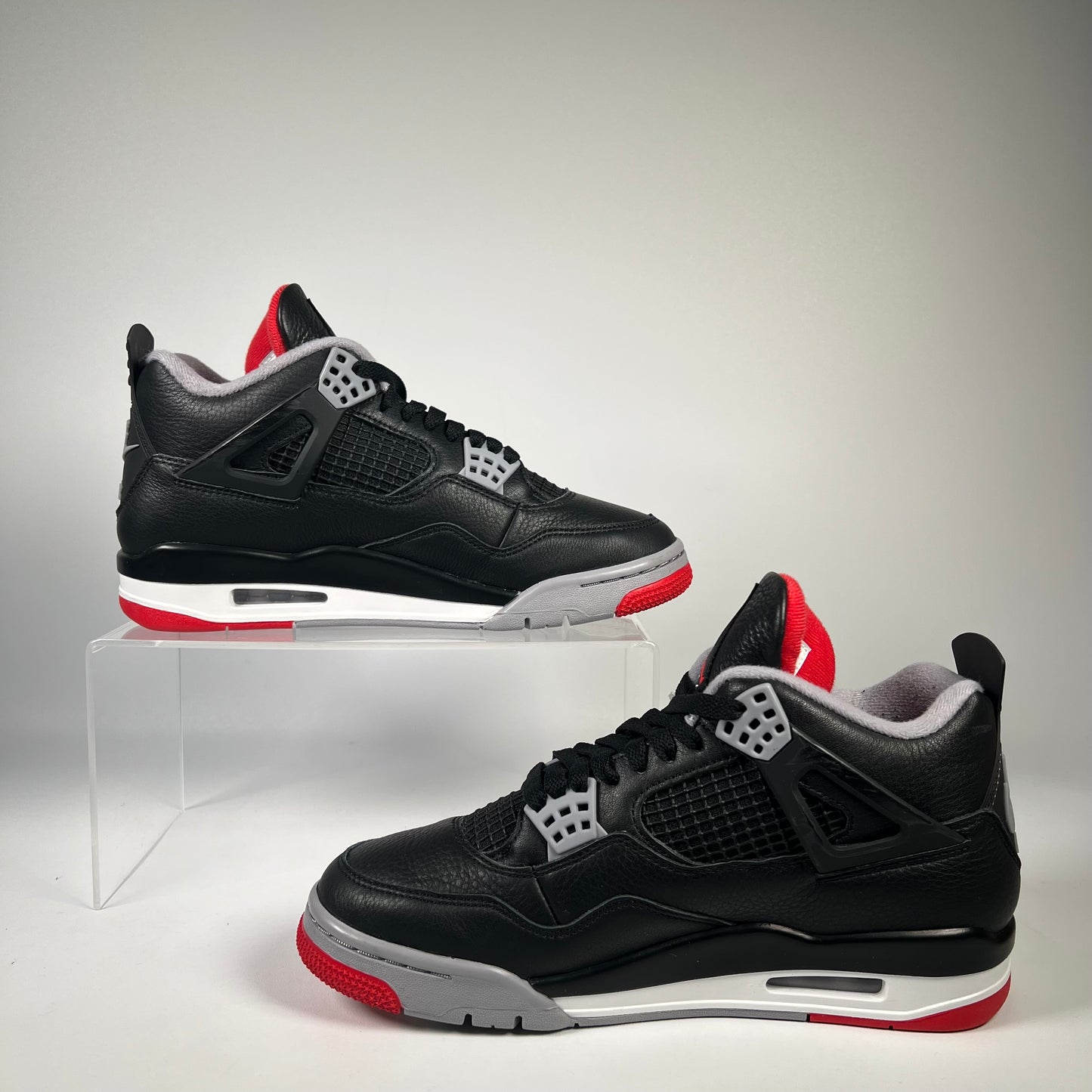 Jordan 4 Bred Reimagined (2024) Size 7.5 USED s20058