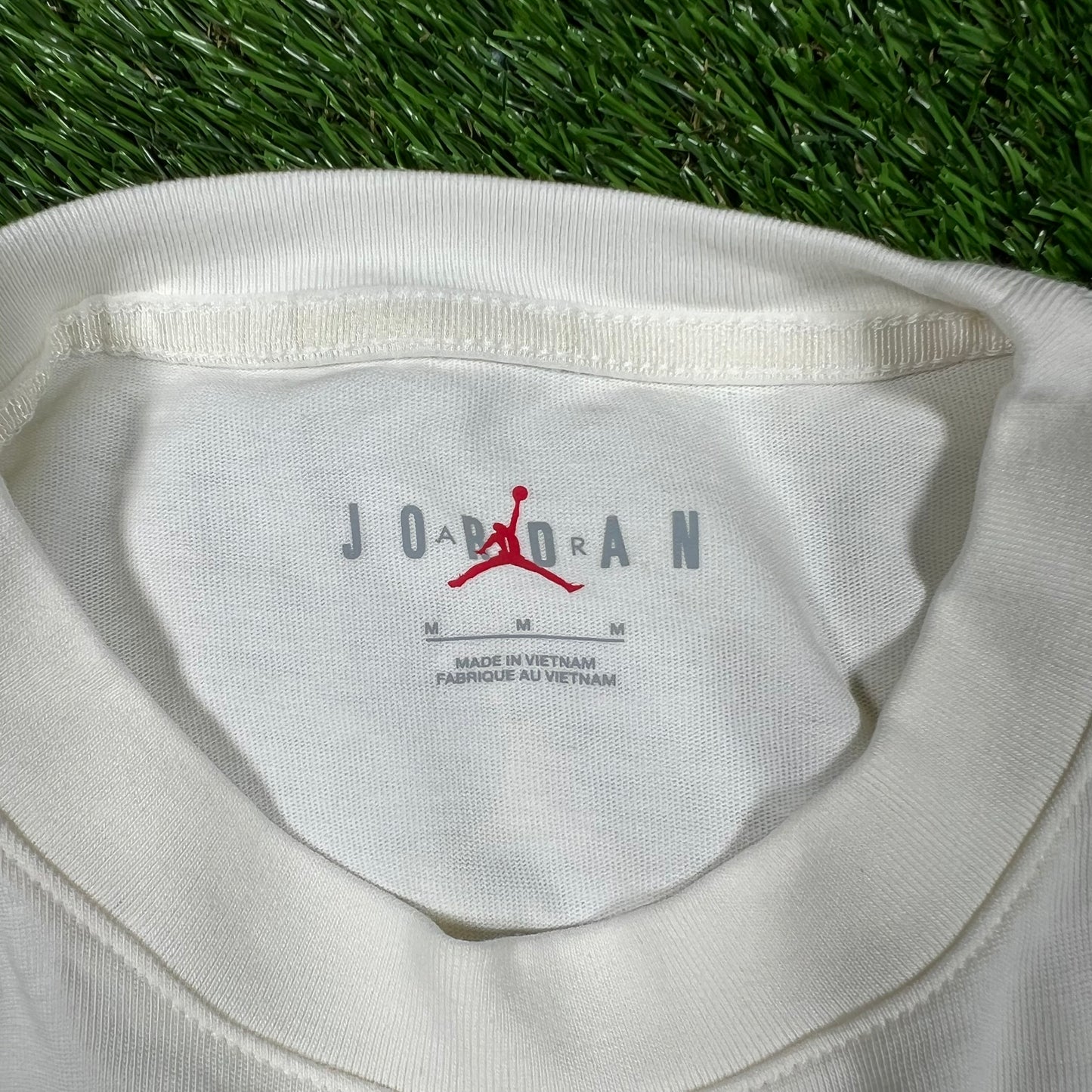Jordan J Balvin Purple Jumpman White Tee Size Medium USED x14662