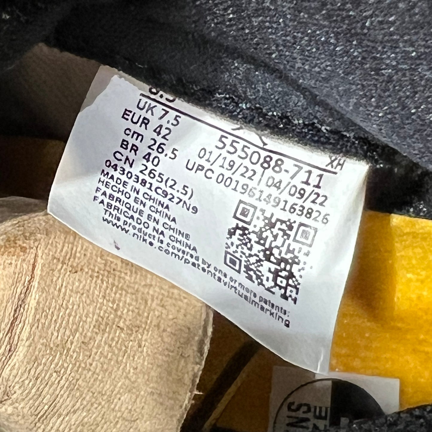 Jordan 1 High Taxi (2022) Size 8.5 NEW s19401