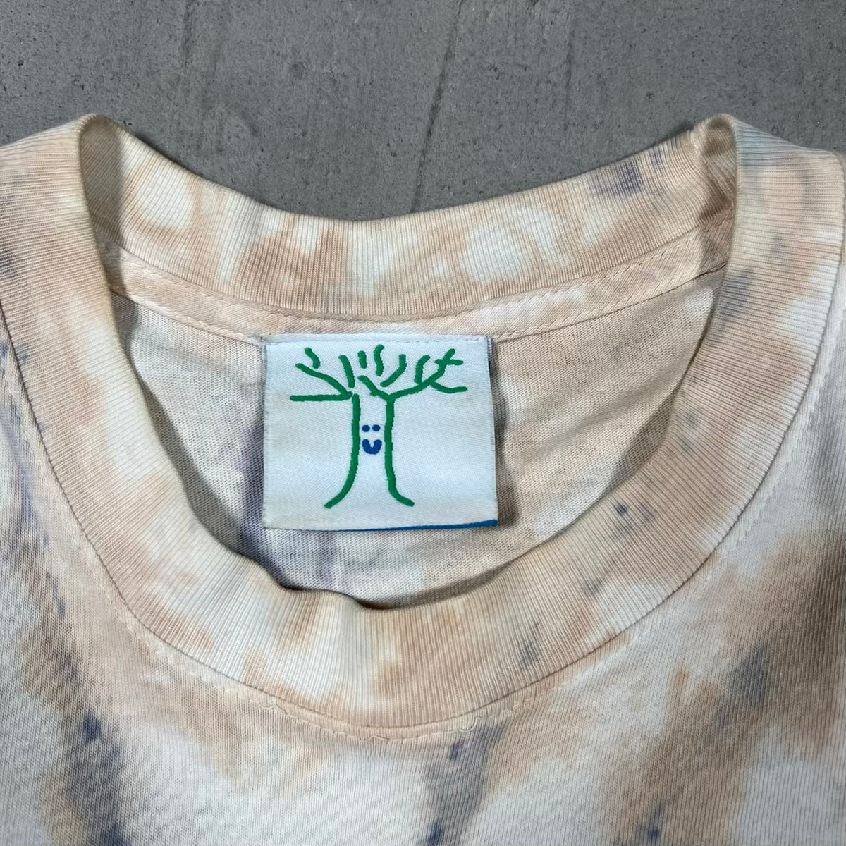 Online Ceramics "We're All Gonna DIe" Tie Dye Tee Size Large USED x18622