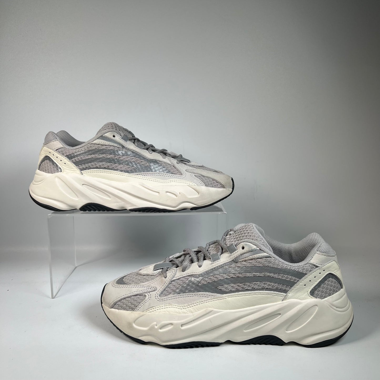 Yeezy 700 Static (2018) Size 10 USED s22101