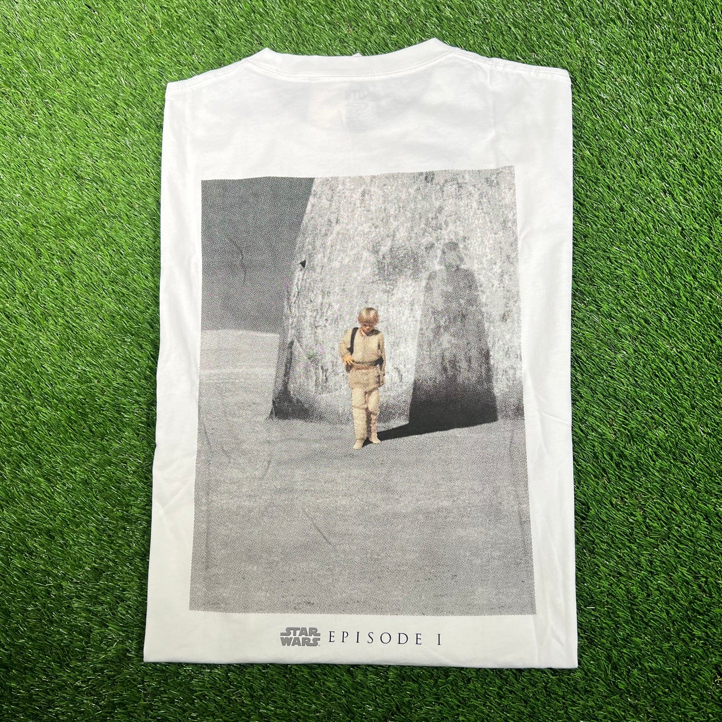 Uniqlo Star Wars Episode 1 White Tee Size XL NEW x15778