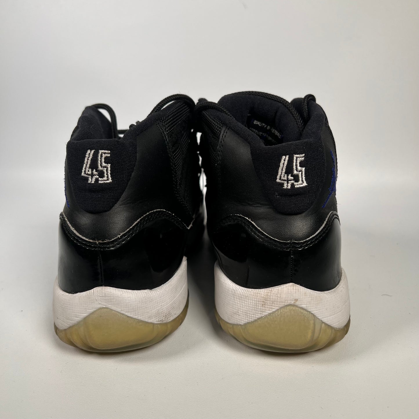 Jordan 11 Space Jam (2016) Size 5.5y USED s17808