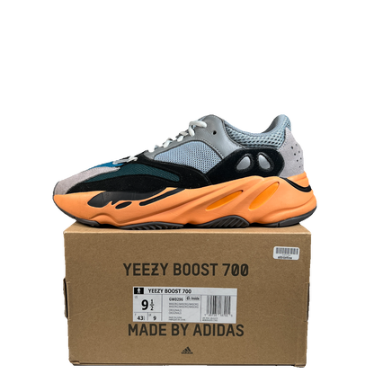 Yeezy 700 Wash Orange (2021) Size 9.5 USED s23041