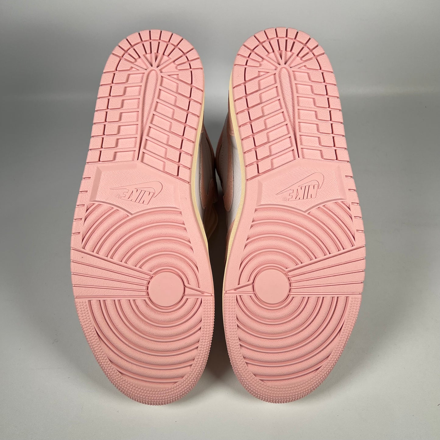 Jordan 1 High Washed Pink (2023) Size 10.5M/12W NEW s19240