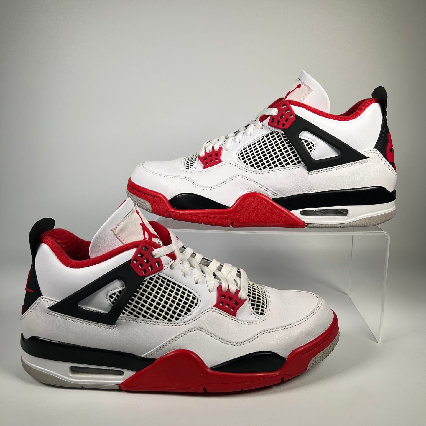 Jordan 4 Fire Red (2020) Size 11.5 USED s18100