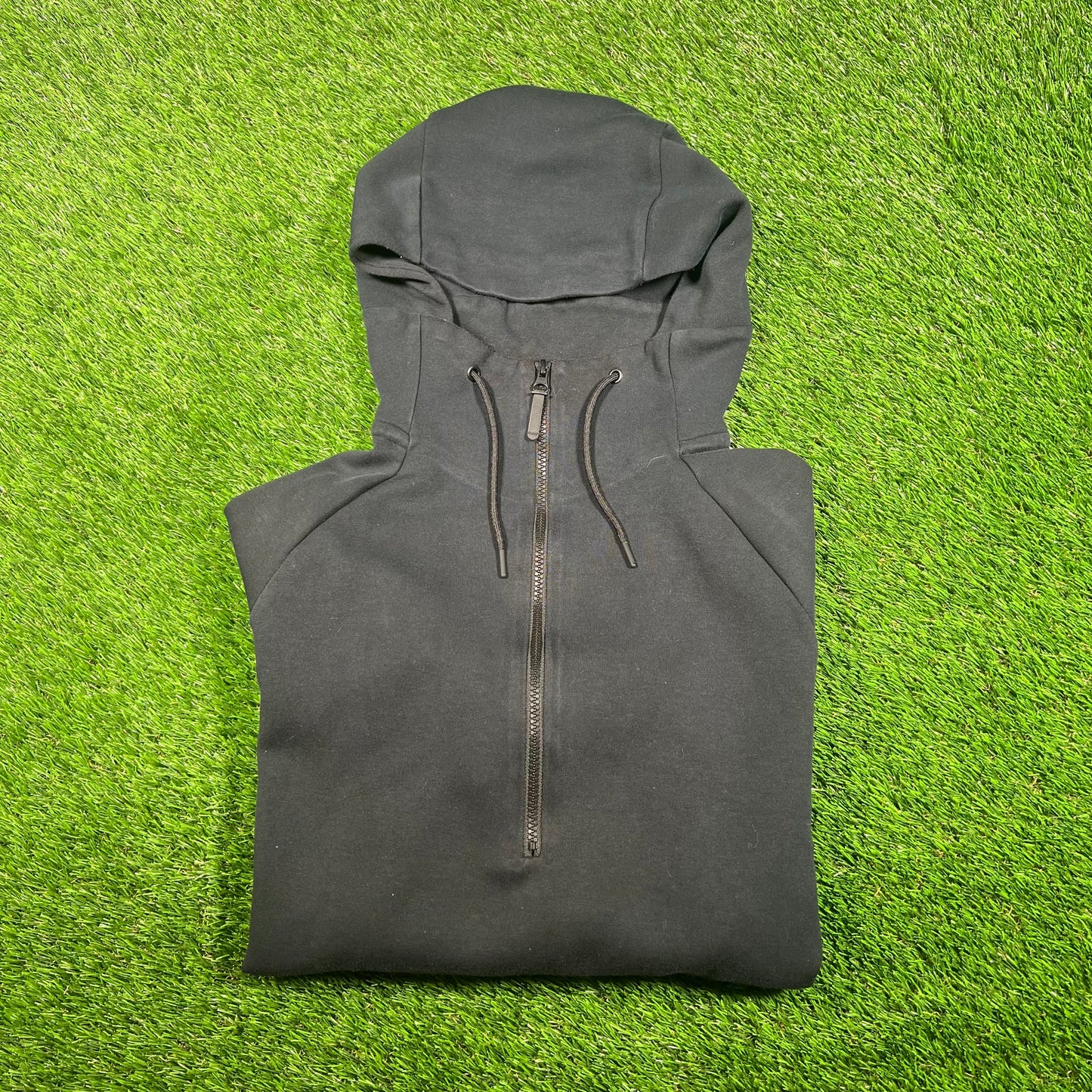 Nike Tech Black Quarter Zip Size Medium USED v17907