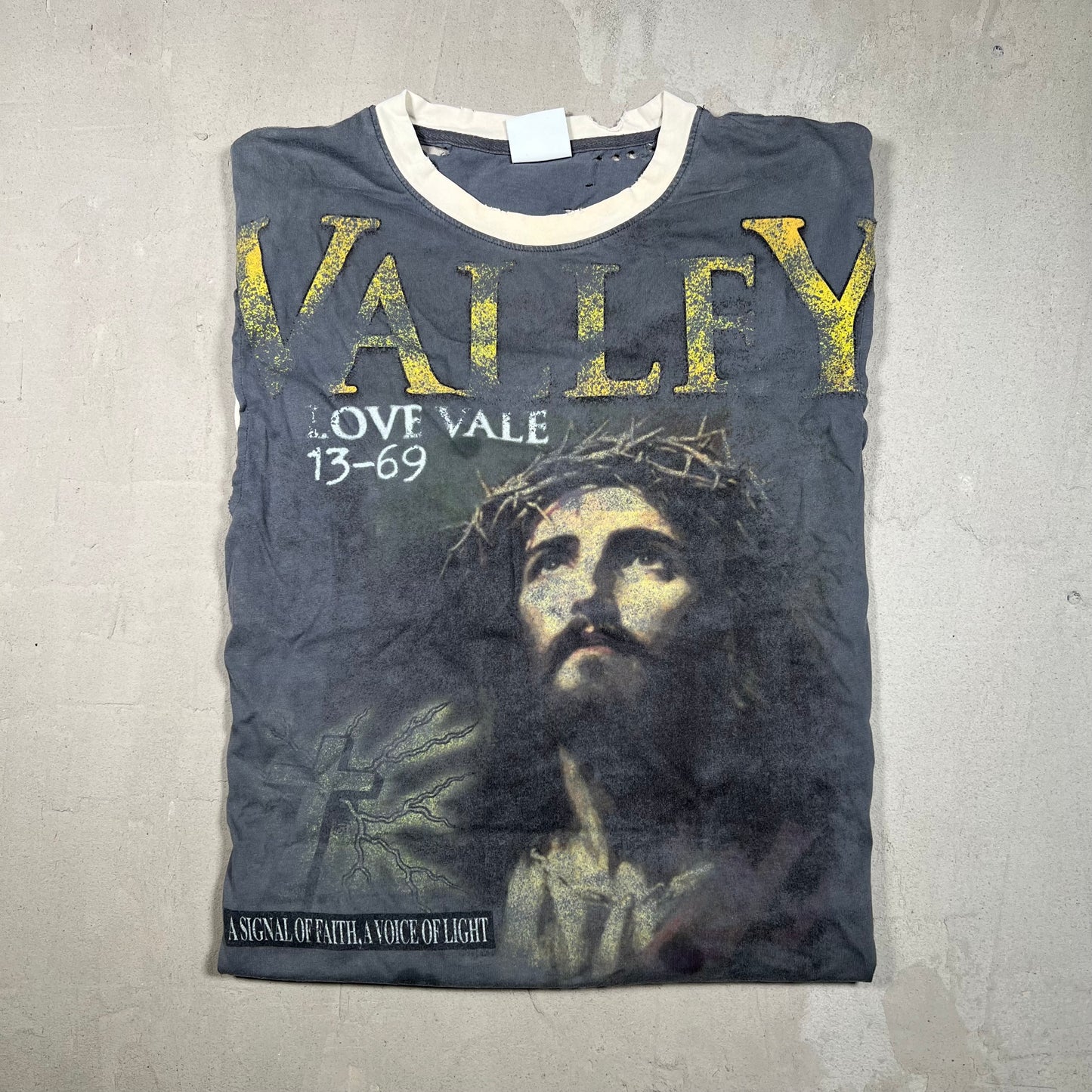 Vale Forever Vale 13-69 Grey/Tan Longsleeve Size Small USED x17373