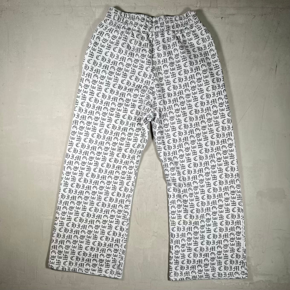 HMDD "Chim" AOP Old English Sweatpants Size Large USED x18319