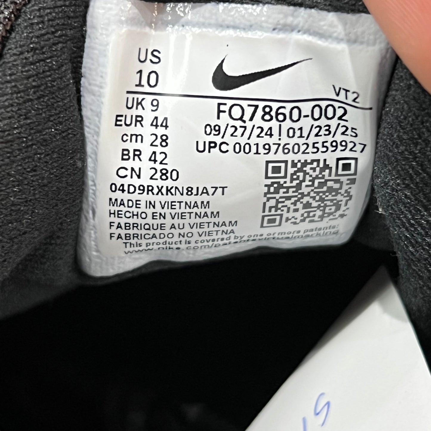 Nike Air Max Dn8 Black (2025) Size 10 USED s18867