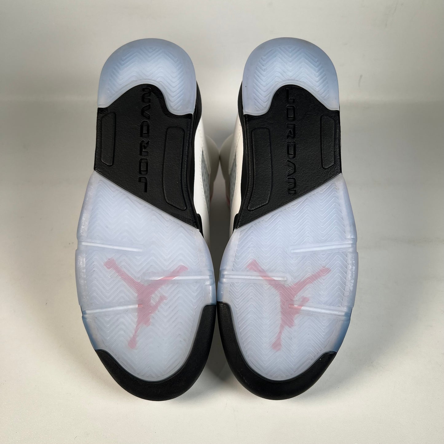 Jordan 5 Medium Soft Pink (2025) Size 7y USED s22352