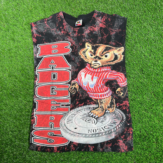 1994 Wisconsin Badgers AOP Black Tee Size Medium USED v18048