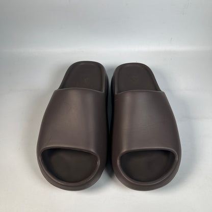 Yeezy Slide Soot (2020) Size 11 USED s22047