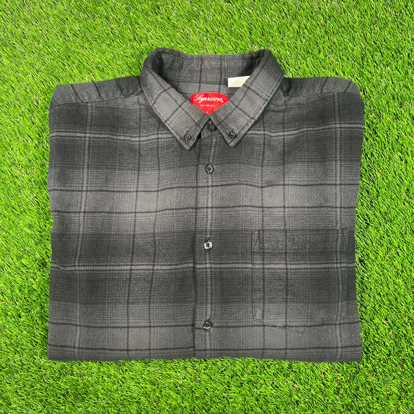 Supreme Shadow Plaid Flannel Black Size Large USED x15898