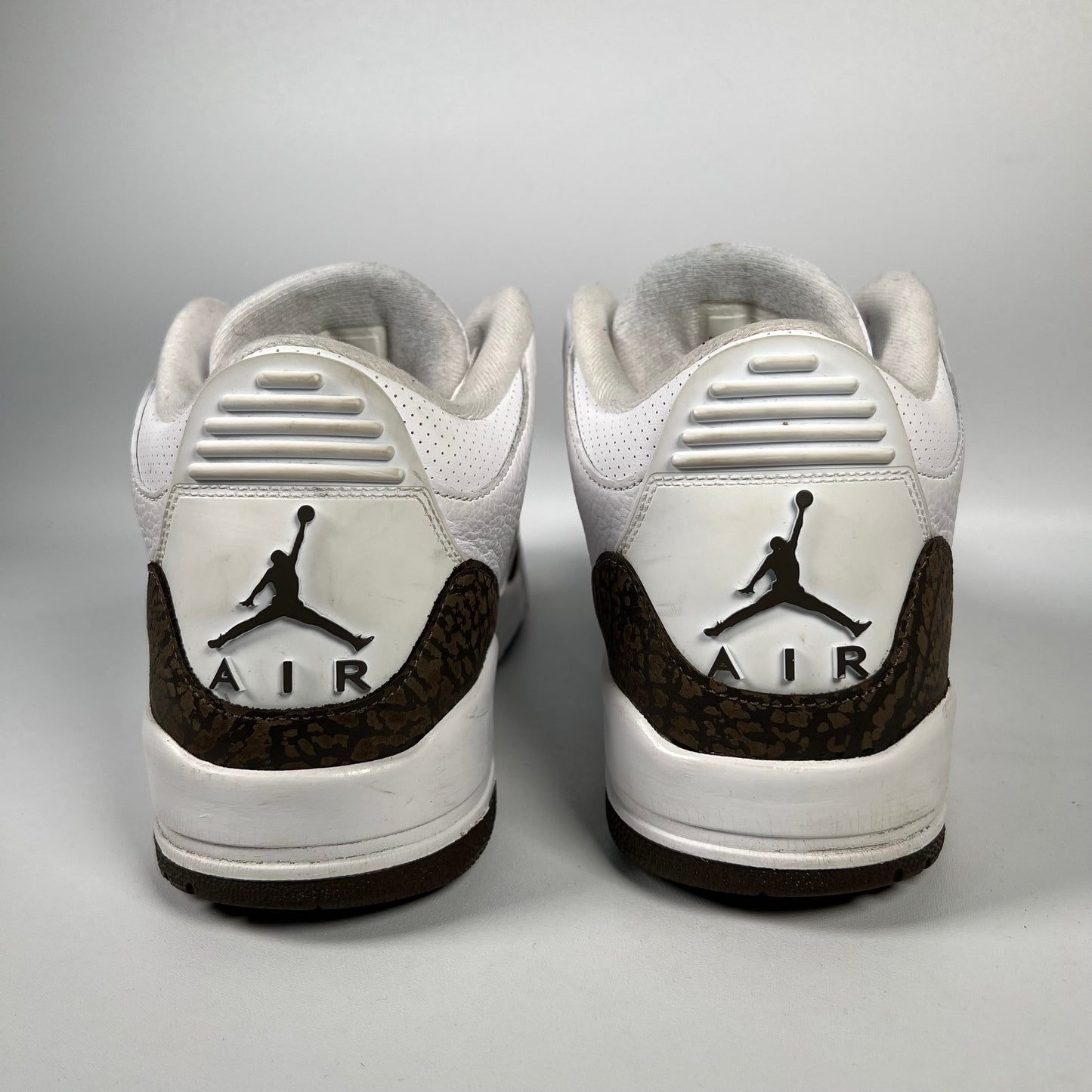 Jordan 3 Mocha (2018) Size 10 USED S18982