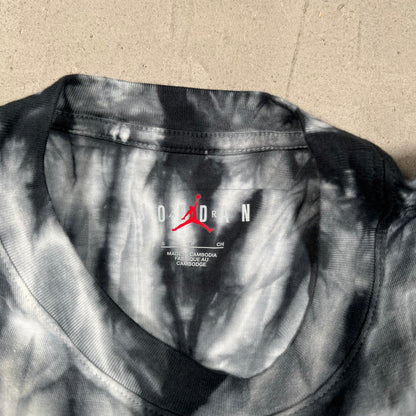 Jordan Grey/Black Burst Tie Dye Tee Size Small USED v19340