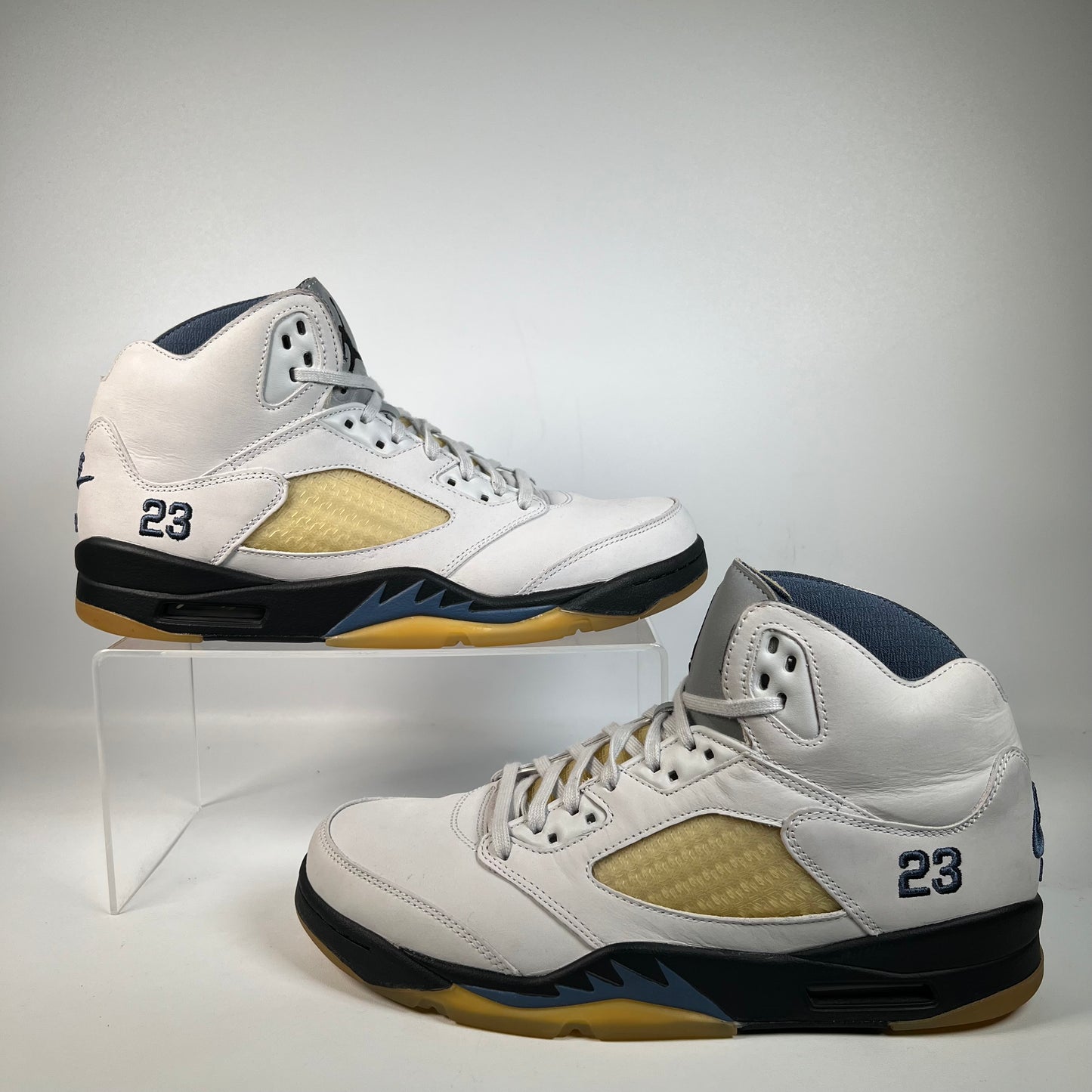 Jordan 5 A Ma Maniere Dawn (2023) Size 10/5M/12W USED s22435