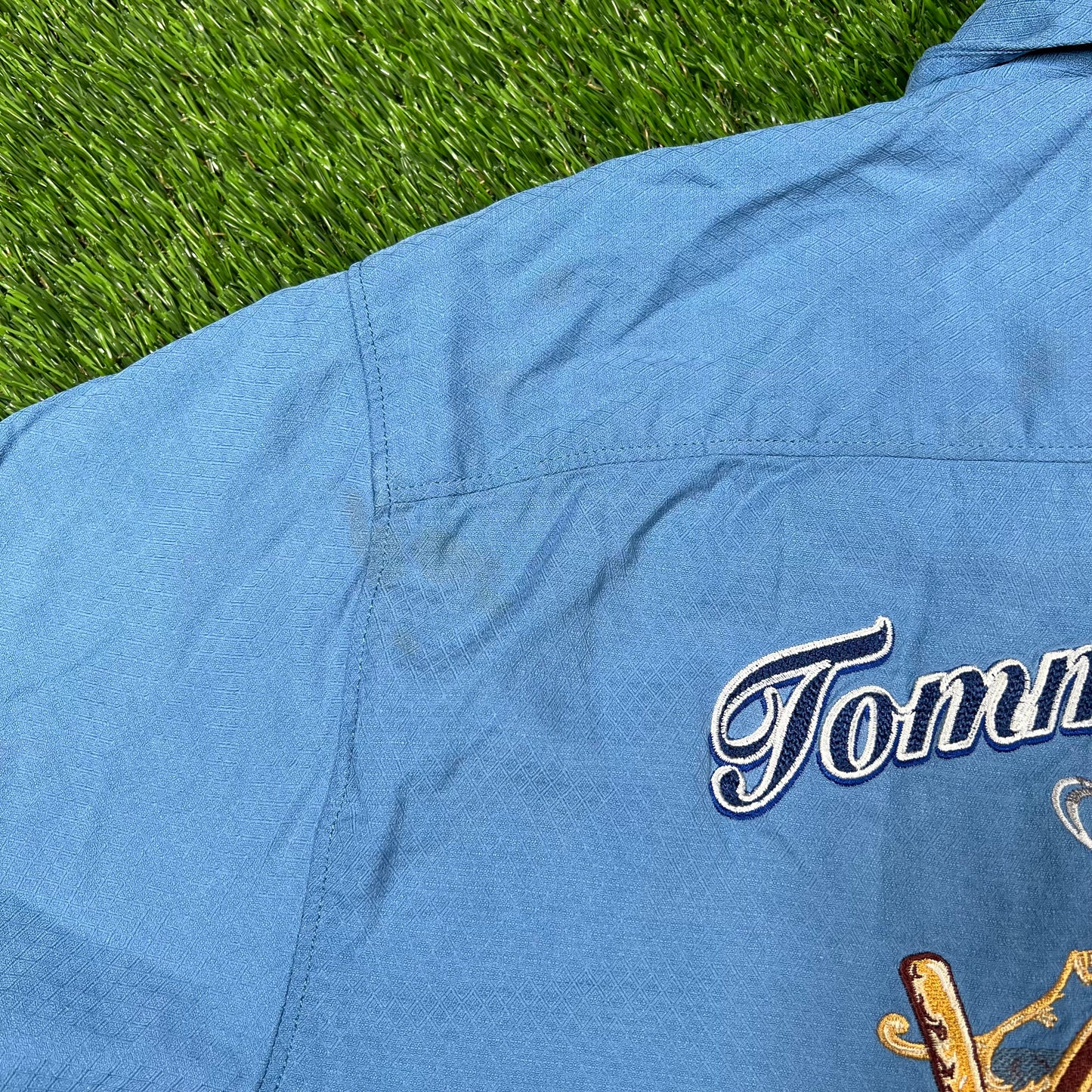 Tommy Bahama Blue Silk Camp Shirt Size Small USED v16705