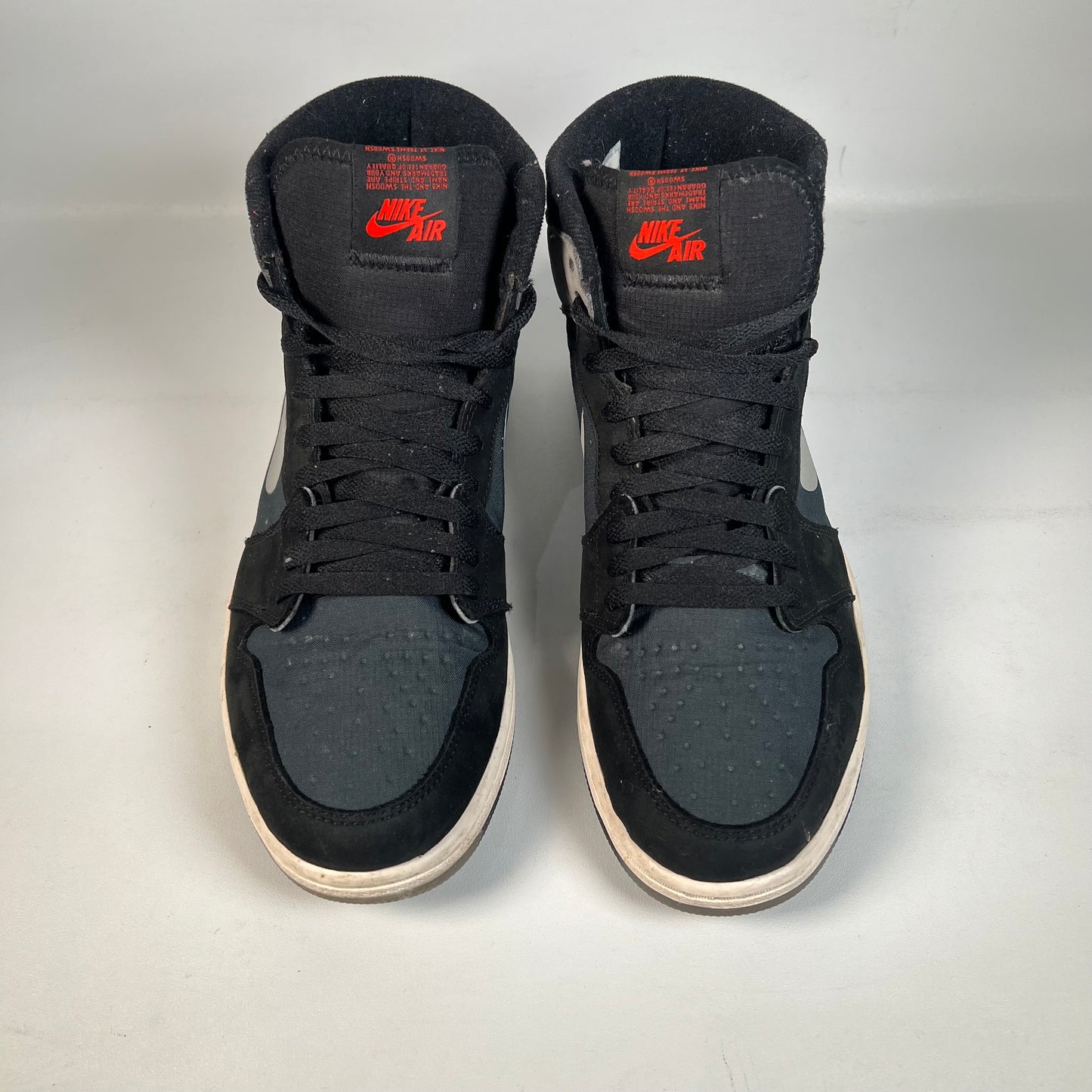 Jordan 1 Gore Tex Black Practicle Grey (2021) Size 11 USED s22058