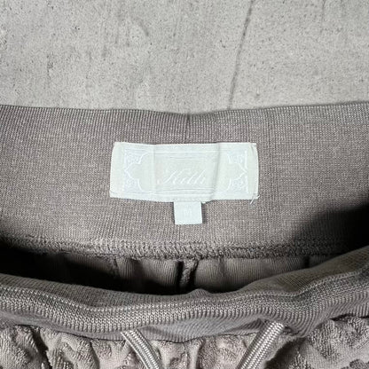 Kith Repeat Logo Stone Terry Shorts Size Medium USED x18669
