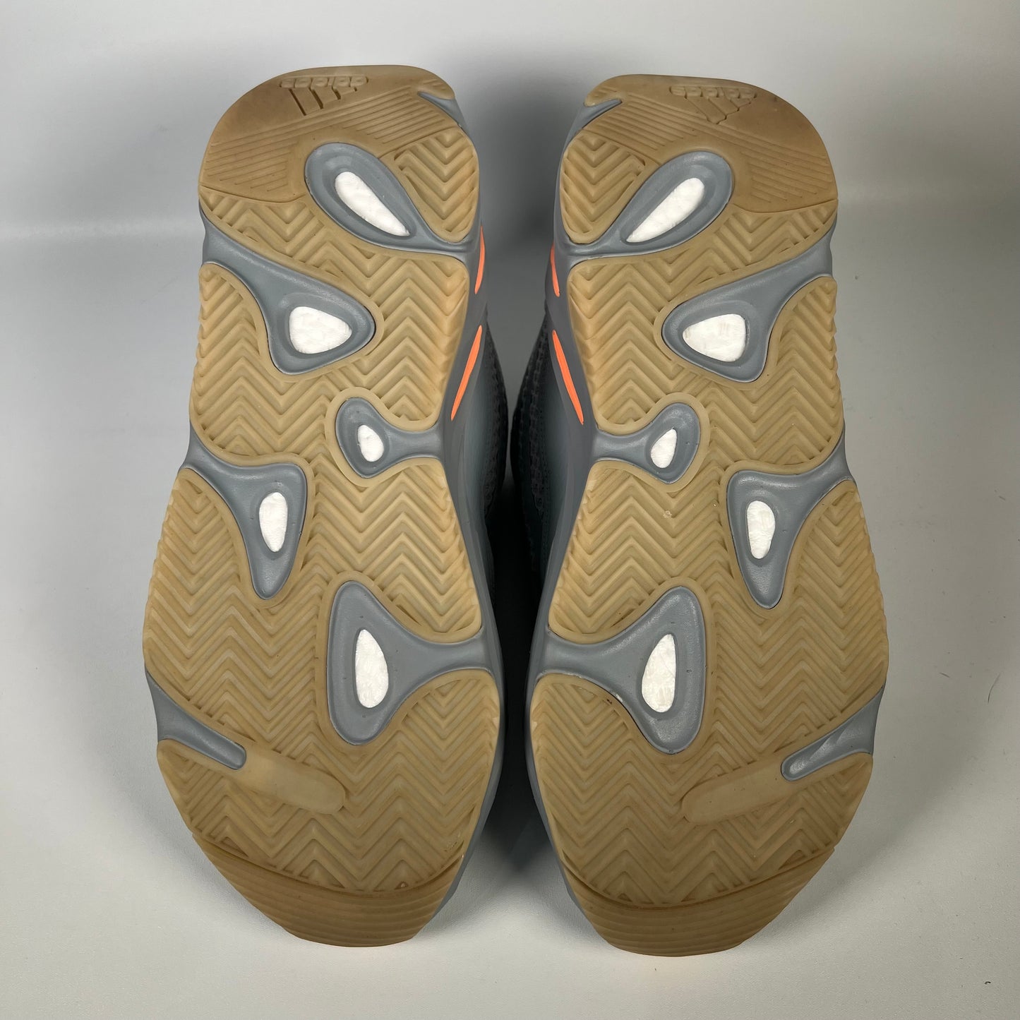 Yeezy 700 Inertia (2019) Size 13 USED s18378
