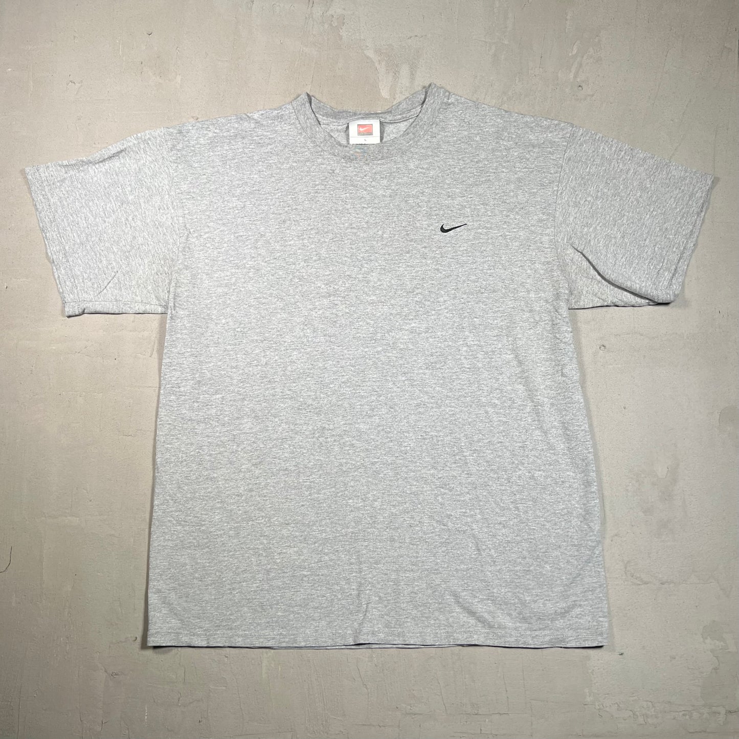 Y2K Nike Grey Small Check Tee Size Large USED v19366