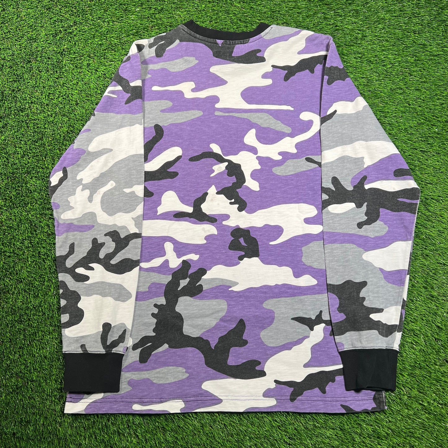Supreme Purple Camo Longsleeve Pocket Tee (2016) Size Large USED x16223