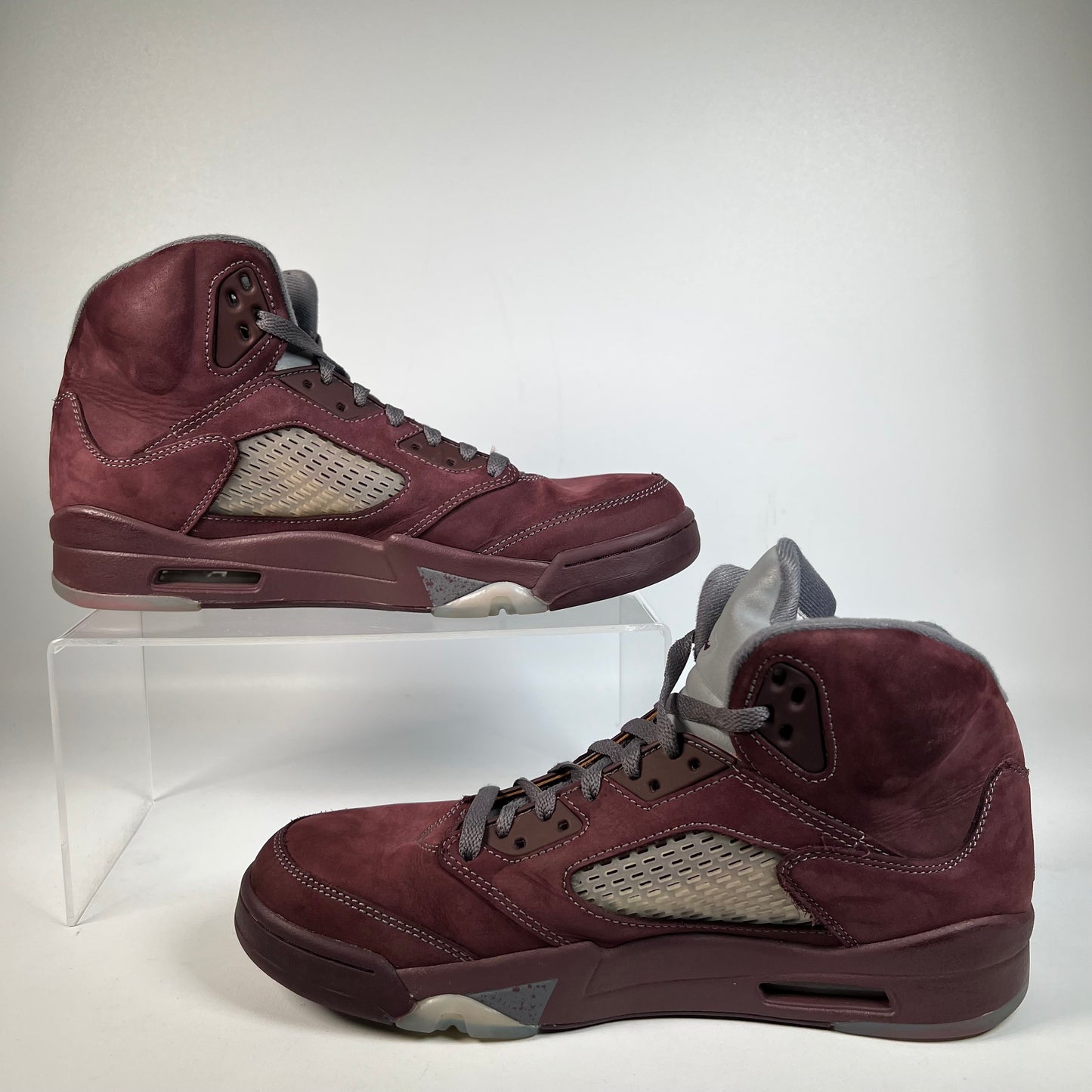 Jordan 5 Burgundy (2023) Size 10 USED s21308