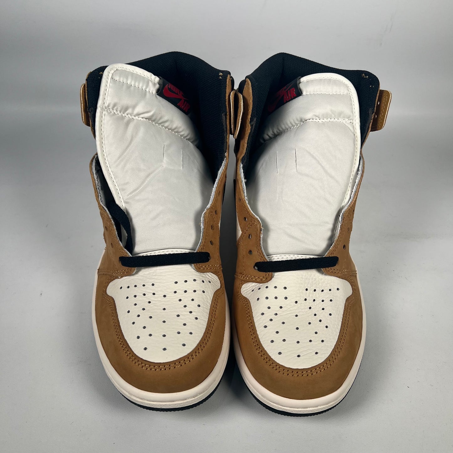 Jordan 1 High Rookie of The Year (2018) Size 9.5 NEW s20785