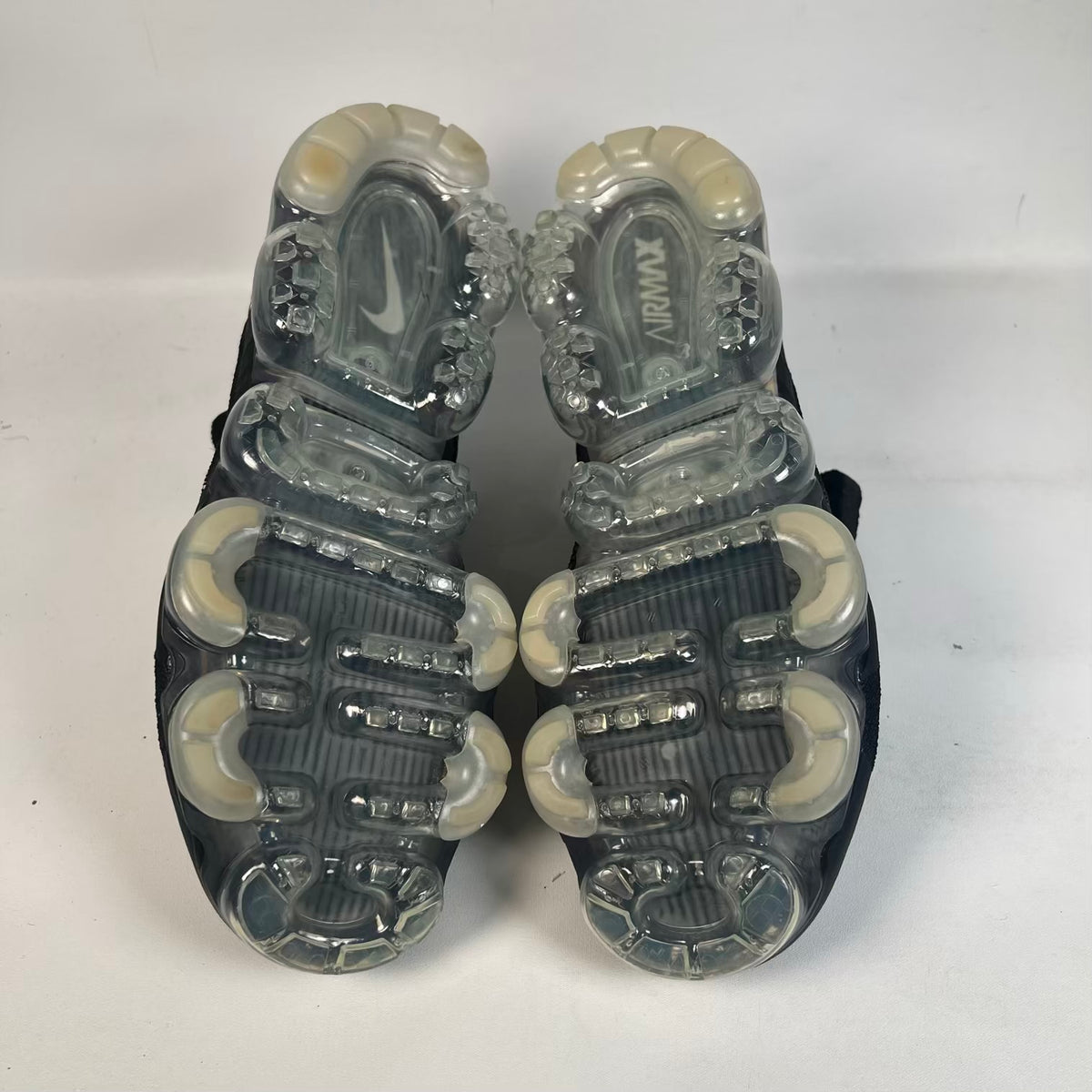 Nike Air VaporMax Off-White Black (2018) Size 9.5 USED s23640