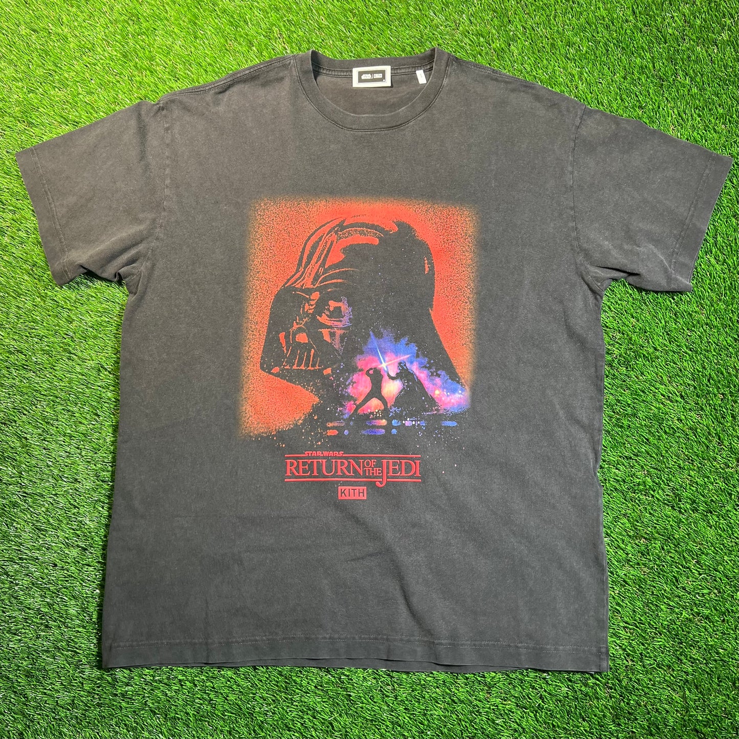 Kith Star Wars Washed Black Vader Tee Size Medium USED x16976