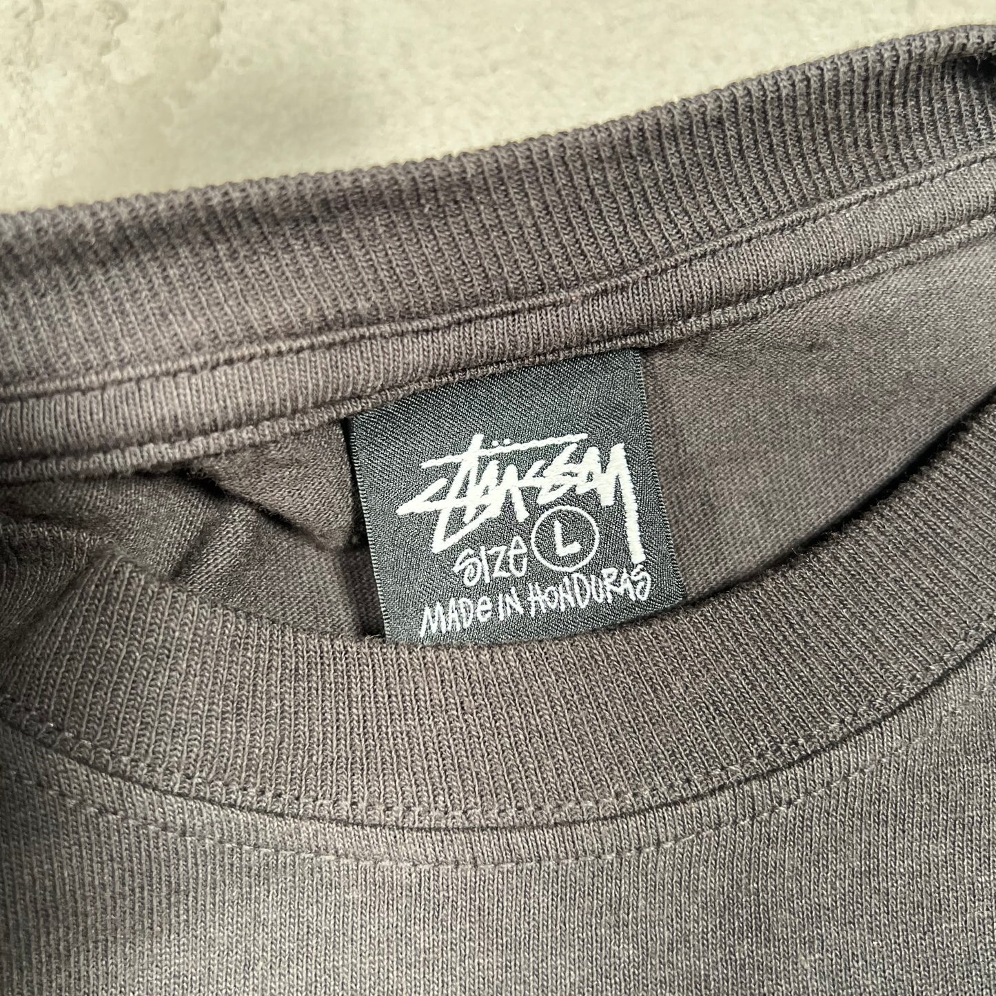Stussy California Dark Grey Logo Tee Size Large USED x17504